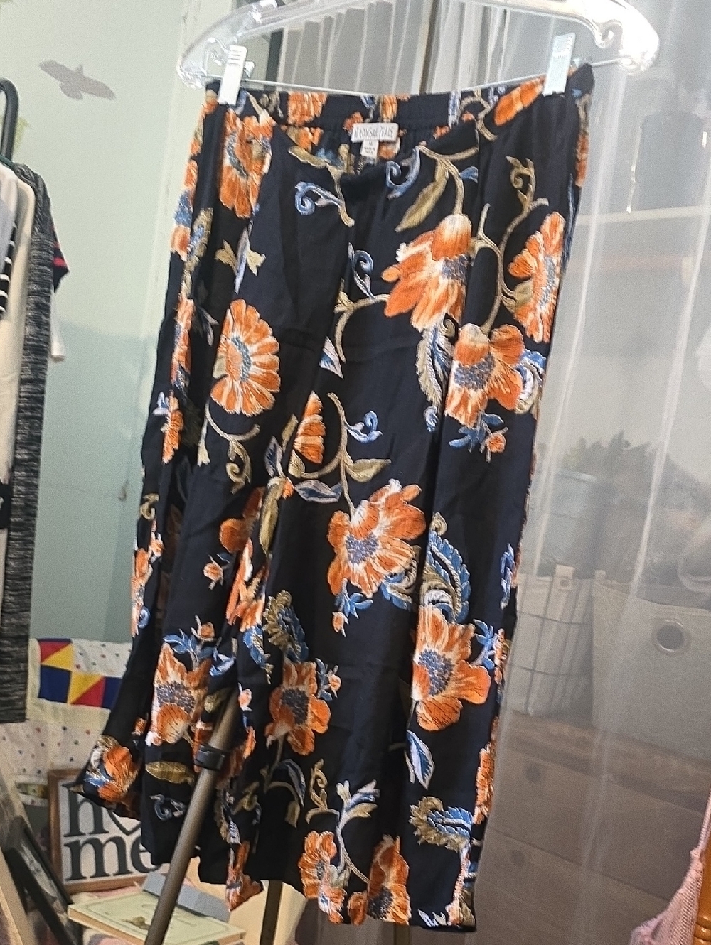 Patrons of Peace Wide Leg Capri Rayon Elastic Waist Medium
